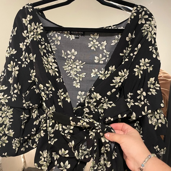WORN ONCE FashionNova Black Rushed Lantern Sleeve Wrap Blouse - Picture 4 of 11